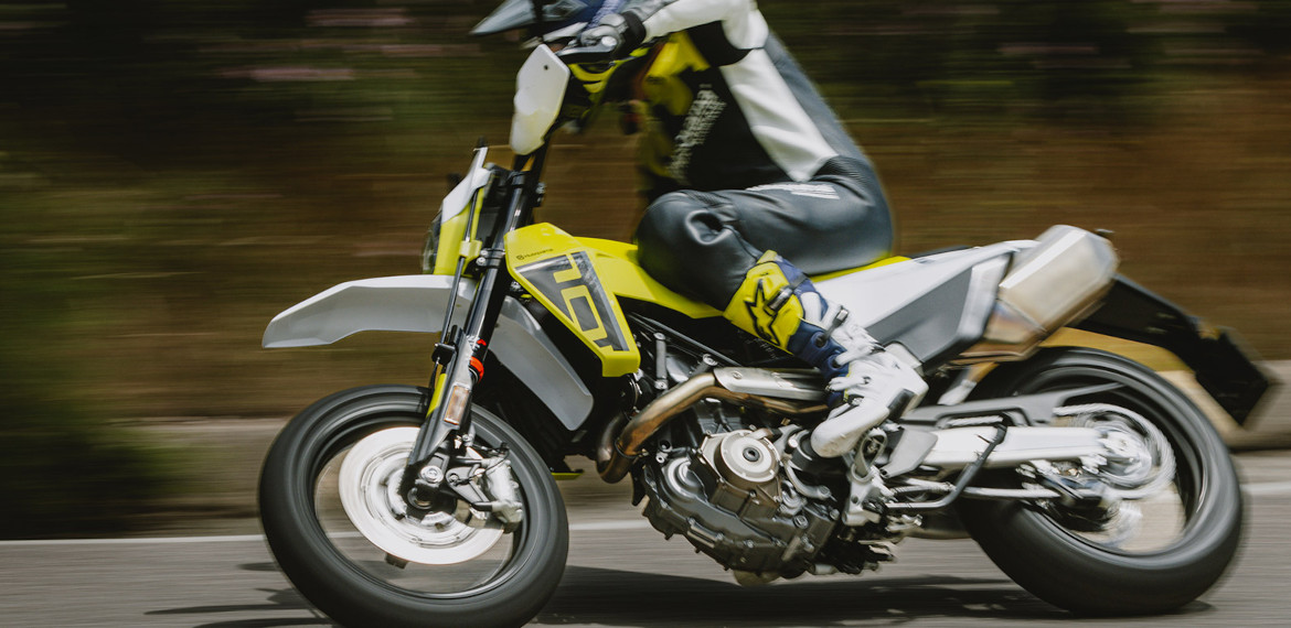 701 Supermoto 2026 auf Lager
